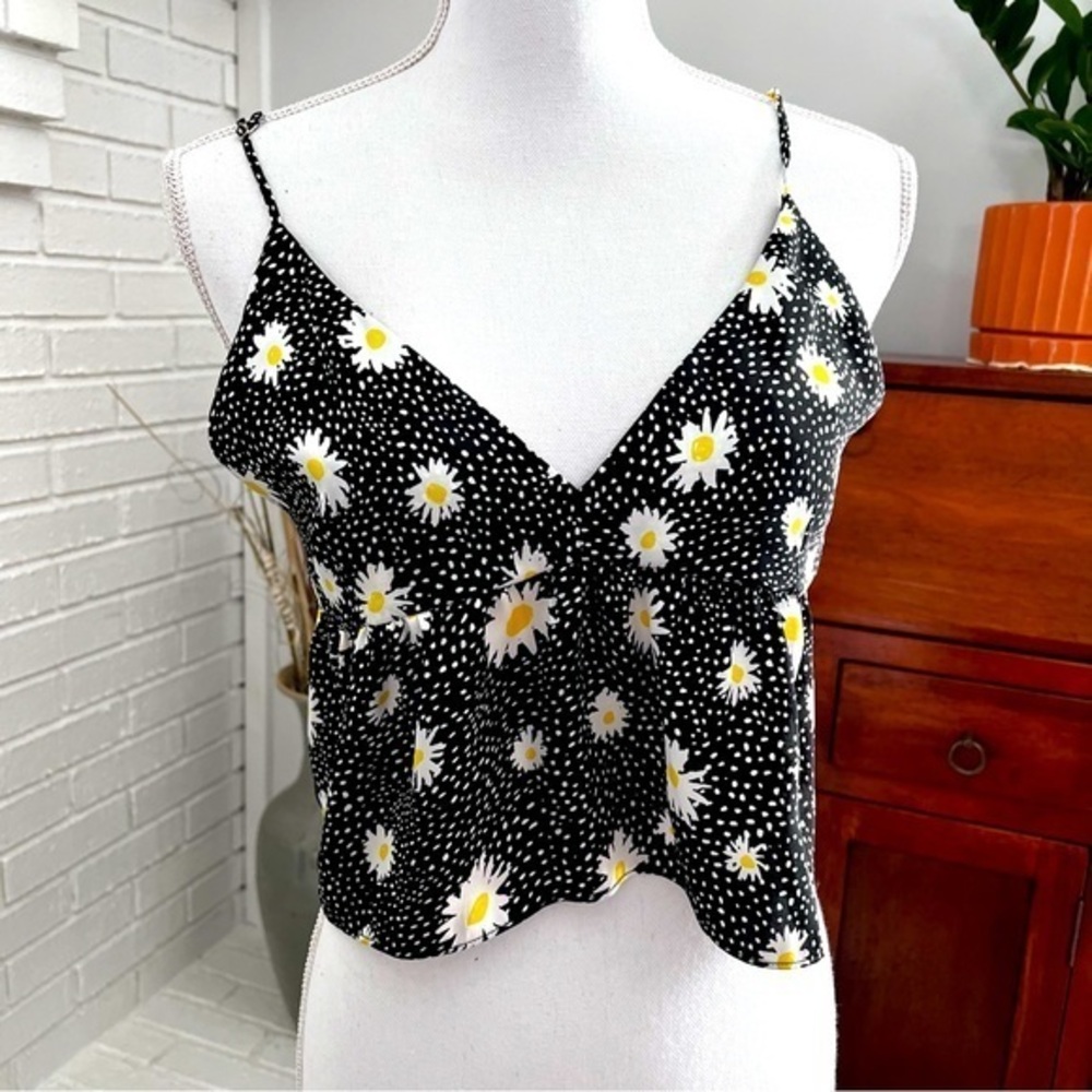 Little Moon Black, Yellow and White Cami Cropped Top. Adjustable Straps NWT Med